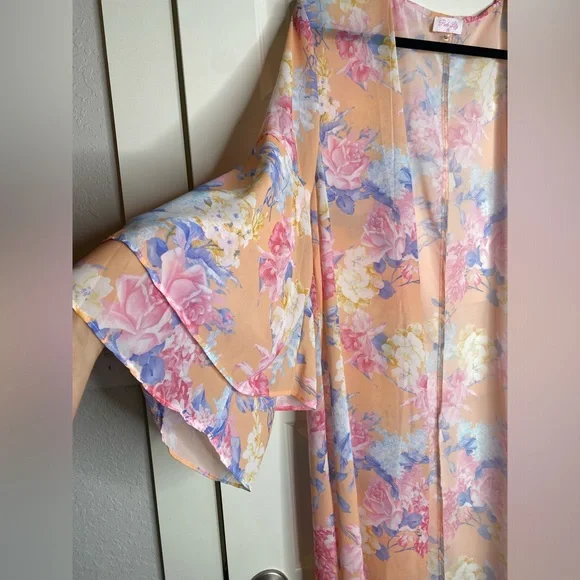 Pink Whimsy Floral Duster Kimono - Picture 4 of 5